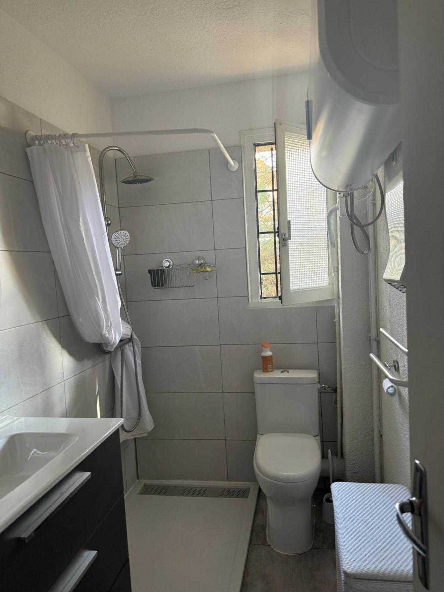 Grand Studio Cabine Proche Plage Et Port Gruissan Exteriör bild